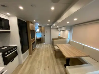 2026 Winnebago Thrive photo 35