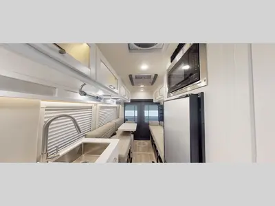 2027 Coachmen RV Beyond photo 11