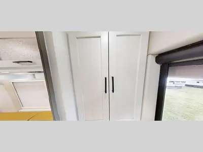 2027 Coachmen RV Beyond photo 14