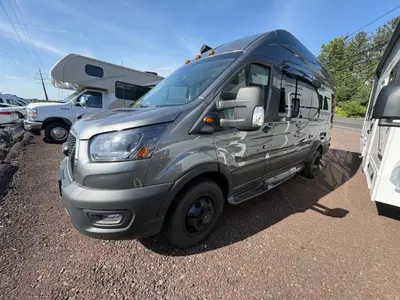 2027 Coachmen Beyond photo 4