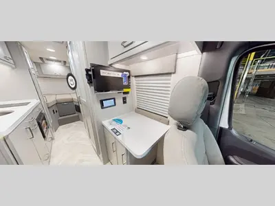 2027 Coachmen RV Galleria photo 4
