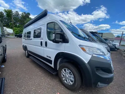2027 Coachmen RV Pixel photo 9