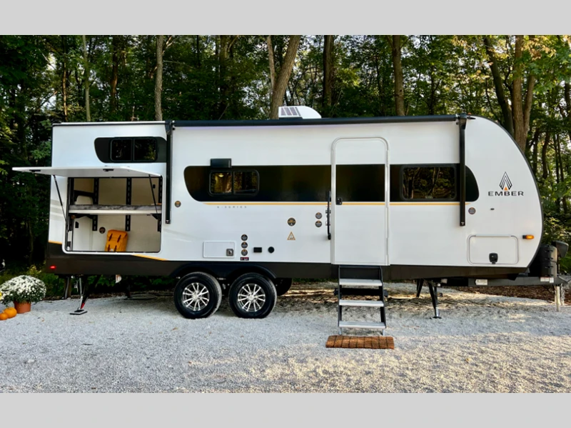 2027 Ember RV E-Series exterior