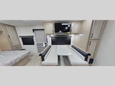 2027 Ember RV E-Series photo 6