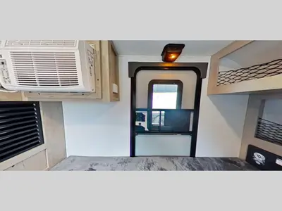 2027 Ember RV E-Series Spark LE photo 9