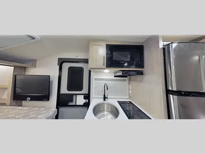 2027 Ember RV Overland Series photo 9