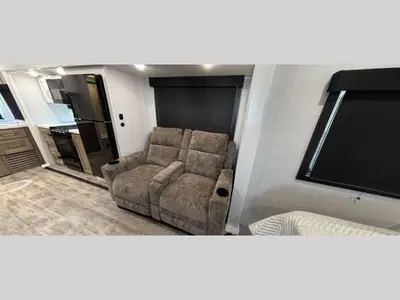 2027 Jayco Eagle HT photo 4