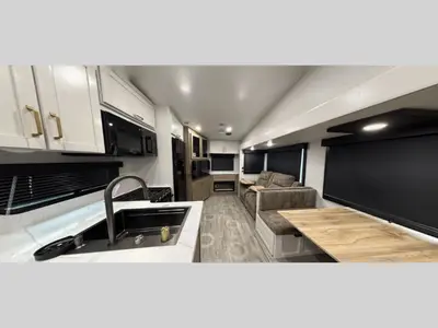 2027 Jayco Eagle HT photo 3