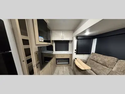 2027 Jayco Eagle HT photo 9