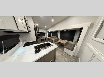 2027 Jayco Eagle HT photo 2