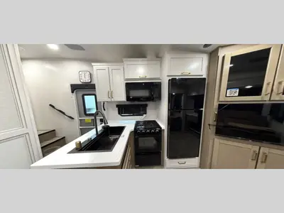 2027 Jayco Eagle HT photo 5