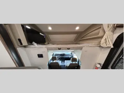 2027 Jayco Greyhawk XL photo 8