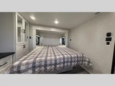 New 2027 Jayco Jay Flight Bungalow 401LOFT DS