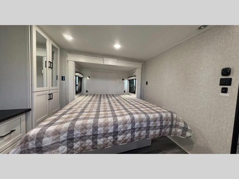 2027 Jayco Jay Flight Bungalow exterior