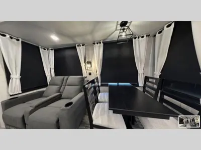 2027 Jayco Jay Flight Bungalow photo 8