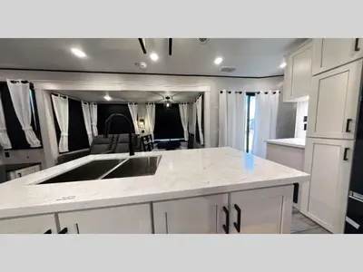 2027 Jayco Jay Flight Bungalow photo 15