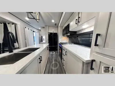 2027 Jayco Jay Flight Bungalow photo 11