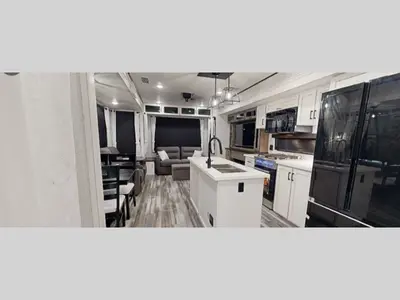 2027 Jayco Jay Flight Bungalow photo 2