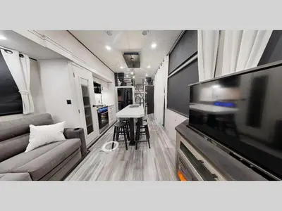 2027 Jayco Jay Flight Bungalow photo 2