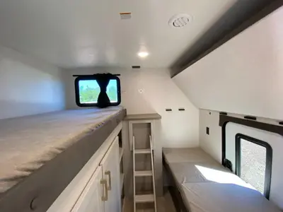 2027 Jayco Jay Flight photo 43