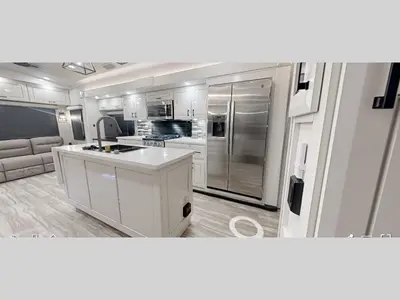 2027 Jayco Pinnacle photo 4
