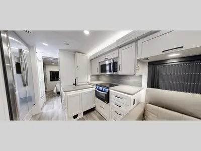 2027 Jayco Precept photo 8