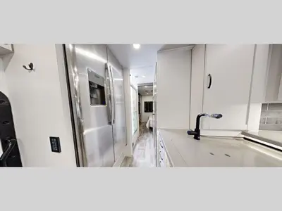2027 Jayco Precept photo 9