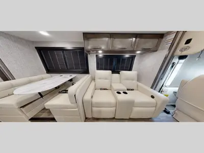 2027 Jayco Precept photo 8