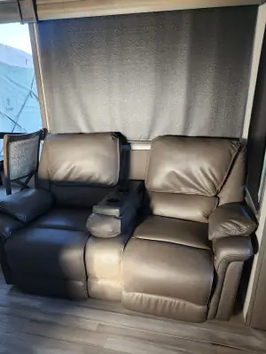 Used 2021 Alliance Rv Paradigm 370FB