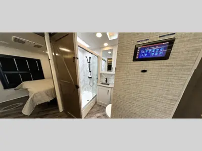 2027 Jayco Seneca photo 6