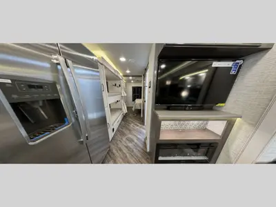2027 Jayco Seneca photo 5