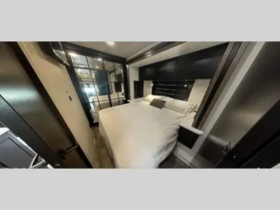 2027 Jayco Seneca XT photo 4