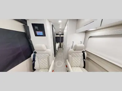 2027 Jayco Swift photo 2