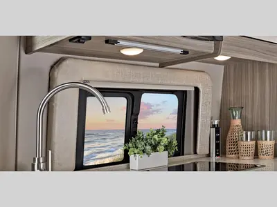 2027 Jayco Swift Li photo 3