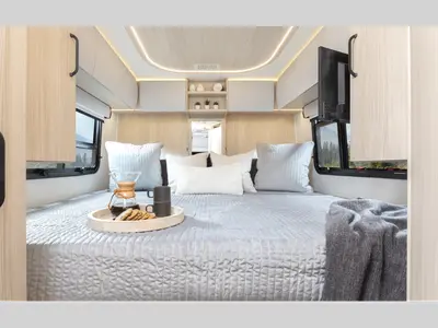 2027 Leisure Travel Unity photo 5