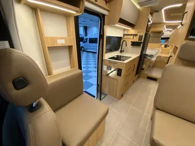 2027 Leisure Travel Unity photo 19