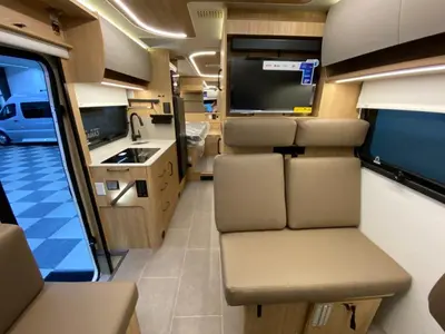 2027 Leisure Travel Unity photo 18
