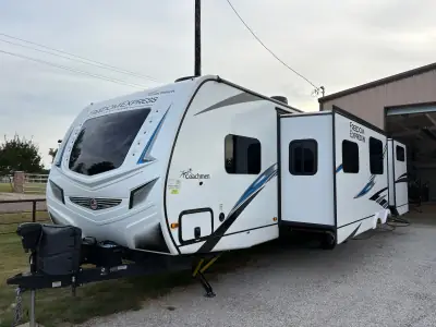 Used 2021 Coachmen Freedom Express Liberty Edition 310 Bhds