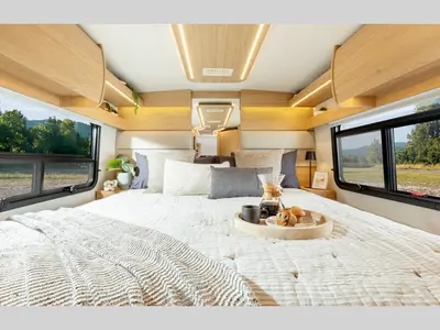 2027 Leisure Travel Wonder photo 5