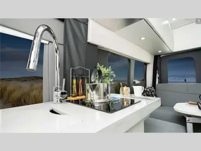 2027 Pleasure-Way Ontour photo 7