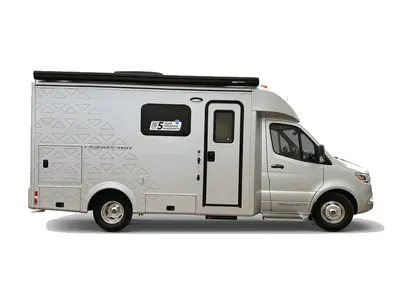 New 2027 Pleasure-Way Plateau XLRB Std. Model