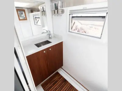 2027 Storyteller Overland GXV photo 8