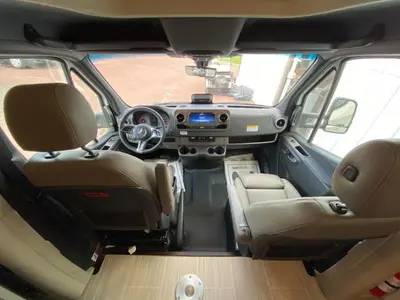2027 Winnebago Navion photo 42