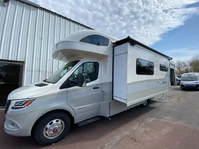 2027 Winnebago Navion photo 5