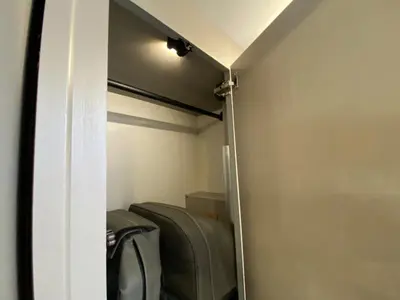 2027 Winnebago Navion photo 36