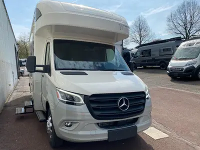 2027 Winnebago Navion photo 2