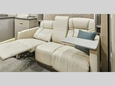 2027 Winnebago Navion photo 4