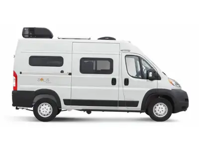2027 Winnebago Solis Pocket photo 3