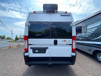 2027 Winnebago Solis Pocket photo 9