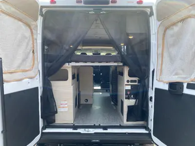 2027 Winnebago Solis Pocket photo 31